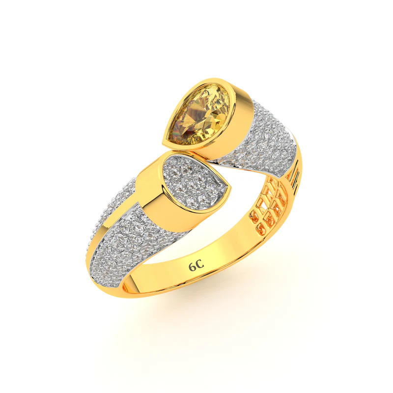Luminous Teardrop Diamond Ring (Yellow Gold)